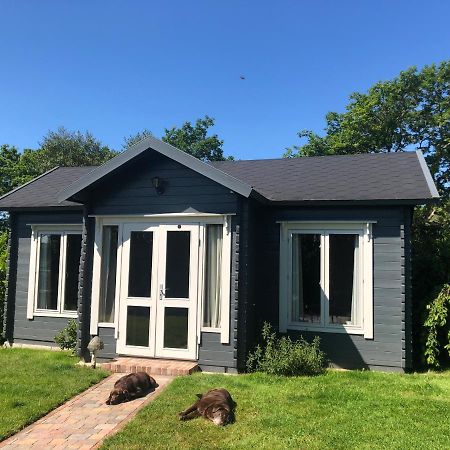 Modern Summerhouse Lymington Esterno foto